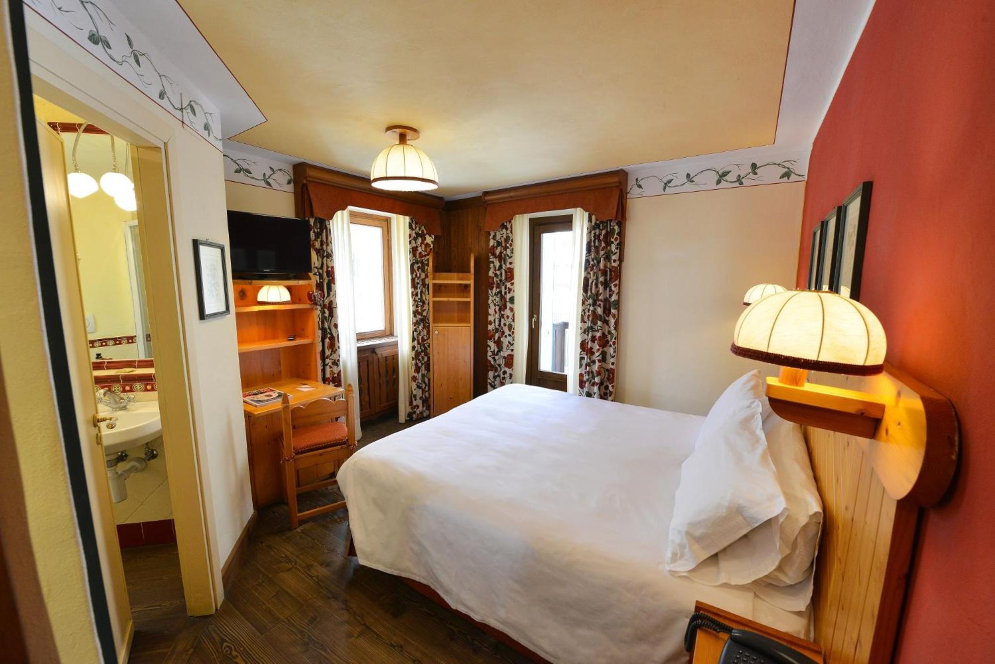 Hotel Du Grand Paradis - 1899 Auberge Boutique Cogne Eksteriør bilde